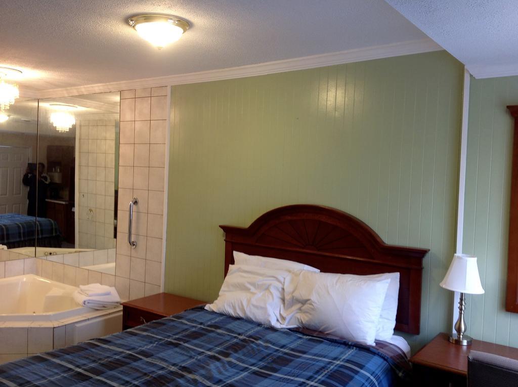 Relax Inn Webster Dış mekan fotoğraf